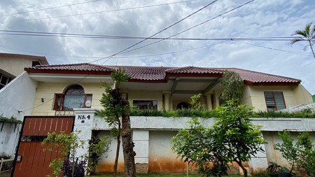 Cinere bukit cinere indah luas 562 dalam komplek eks pondok indah grup