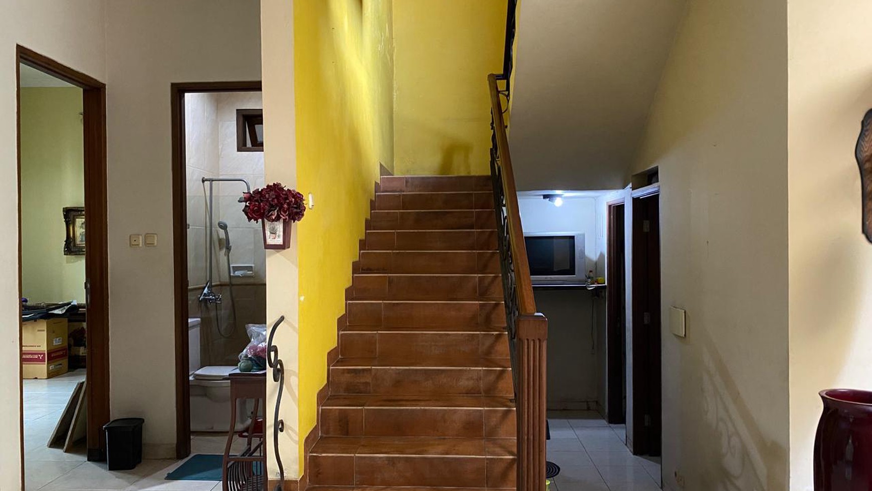 Rumah Cantik, Strategis & Bebas Banjir Jl. Jambu Jatibening 2