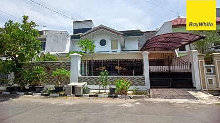 Dijual Rumah 2 lantai di Jl Jemur Andayani Surabaya