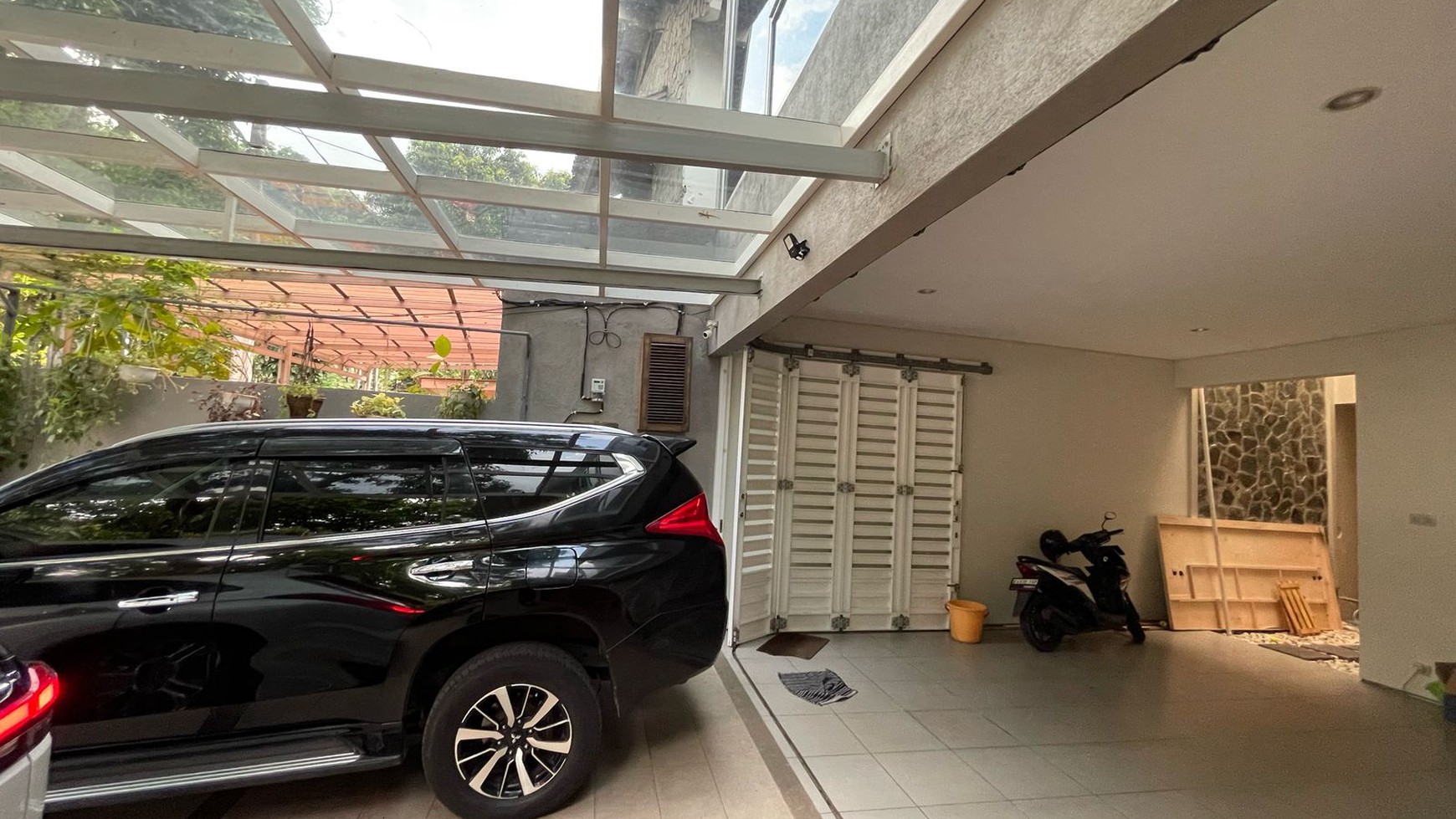 Disewakan Rumah cantik di Lebak Bulus area nyaman