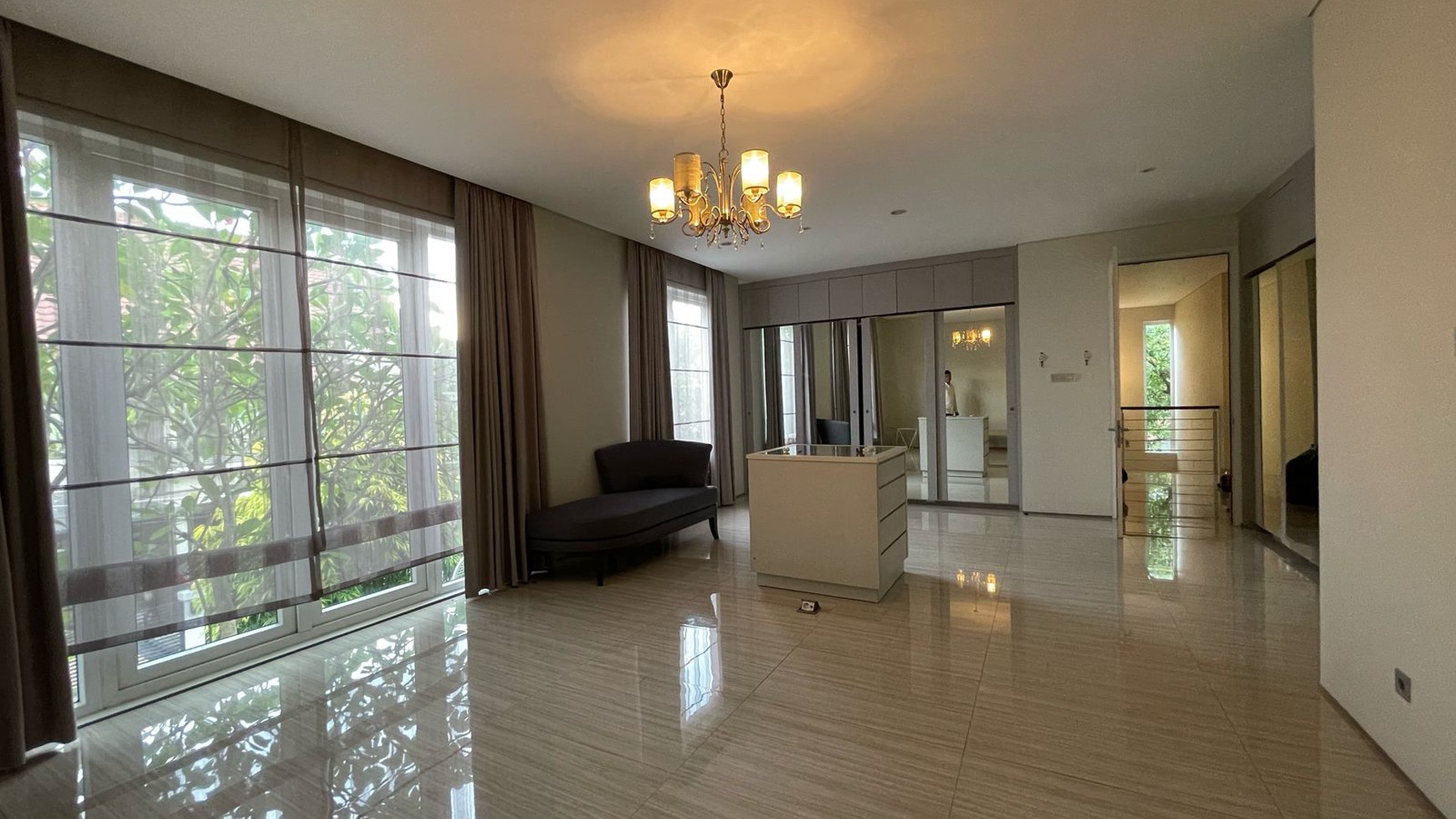 Disewakan Rumah cantik di Lebak Bulus area nyaman