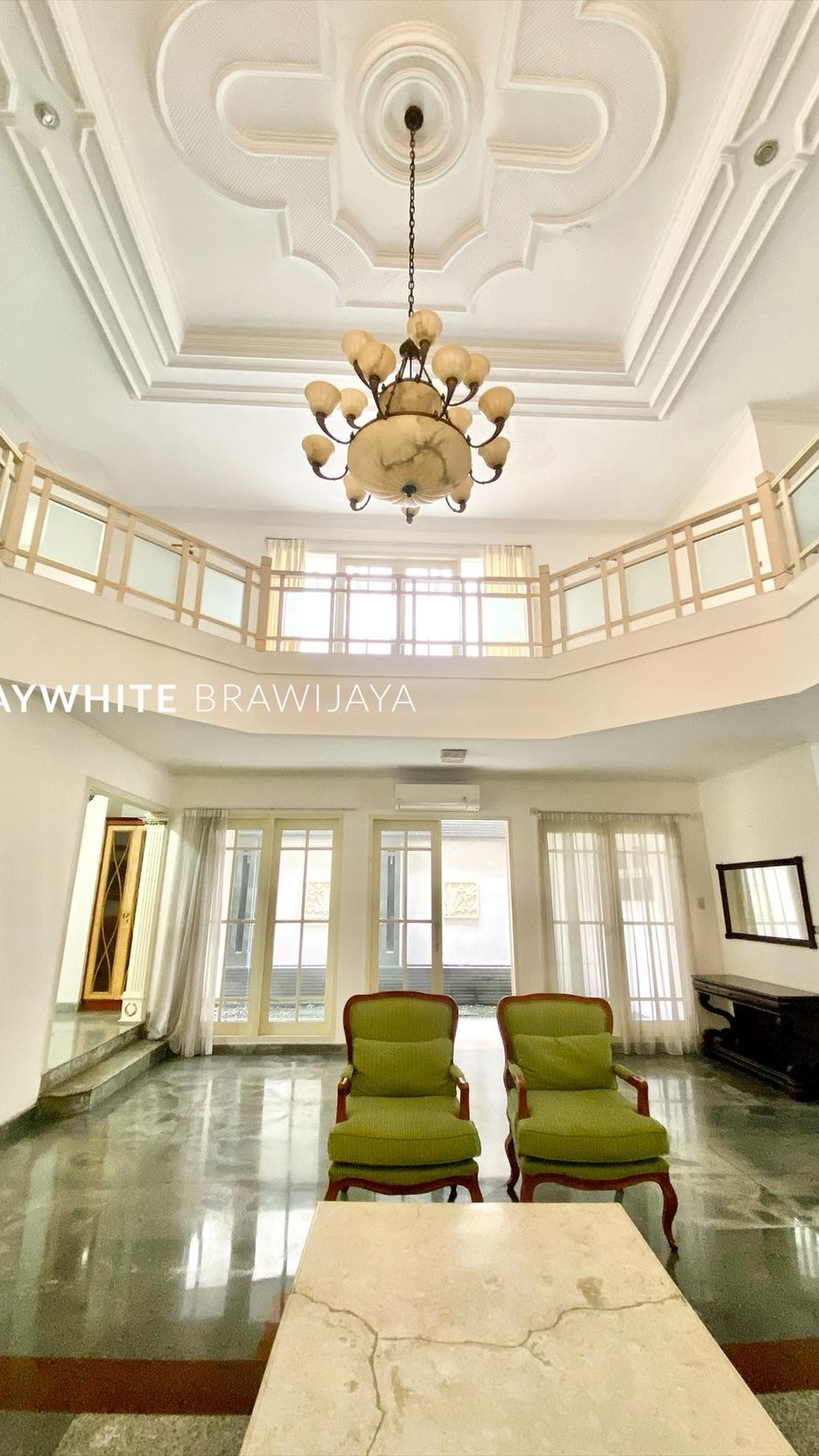 Rumah Siap Huni Cocok untuk Kedutaan Besar Lingkungan Tenang
