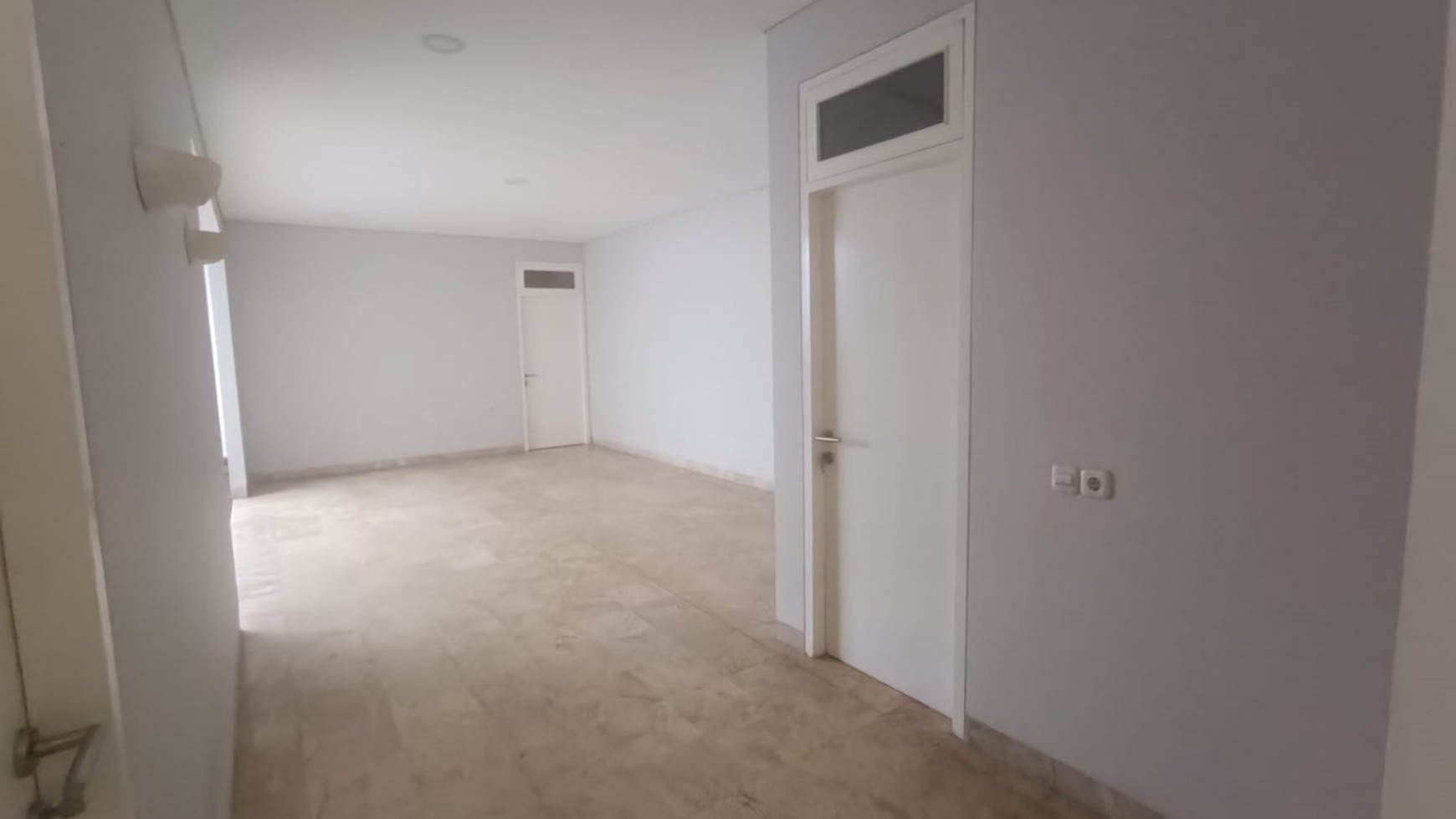 Rumah Pondok Indah, Jl. Pinang Merah, Kebayoran Lama, Jakarta Selatan