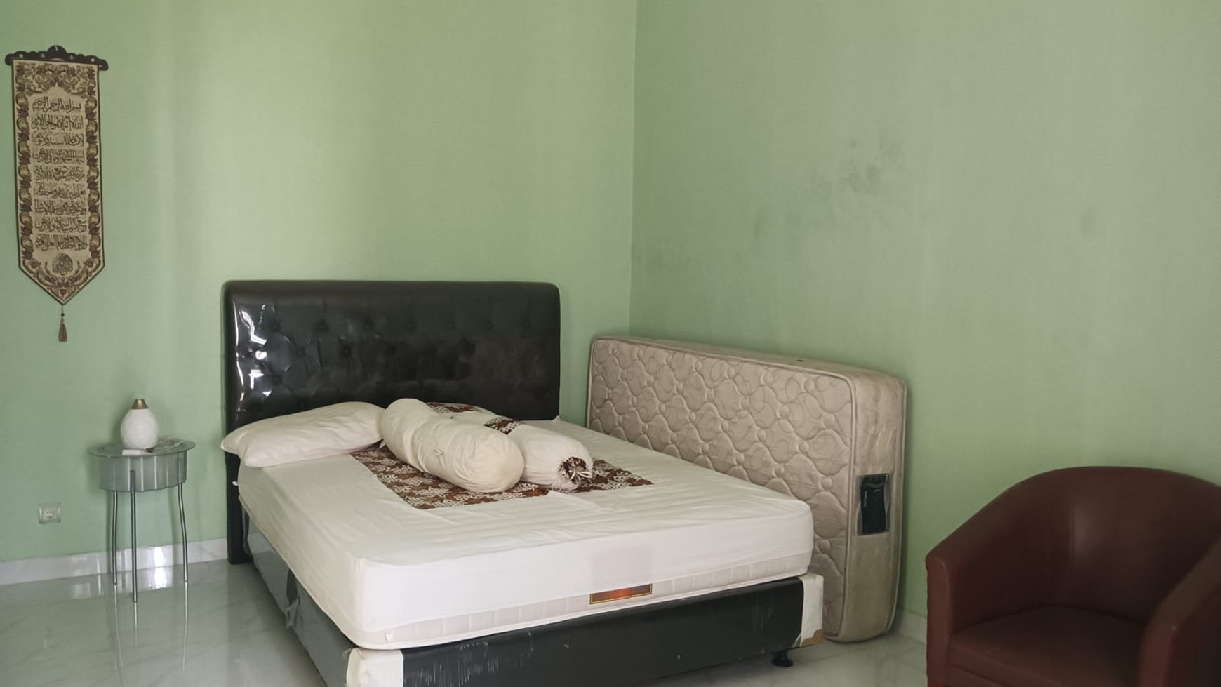 Rumah LT 300 m2 an di Area Tebet