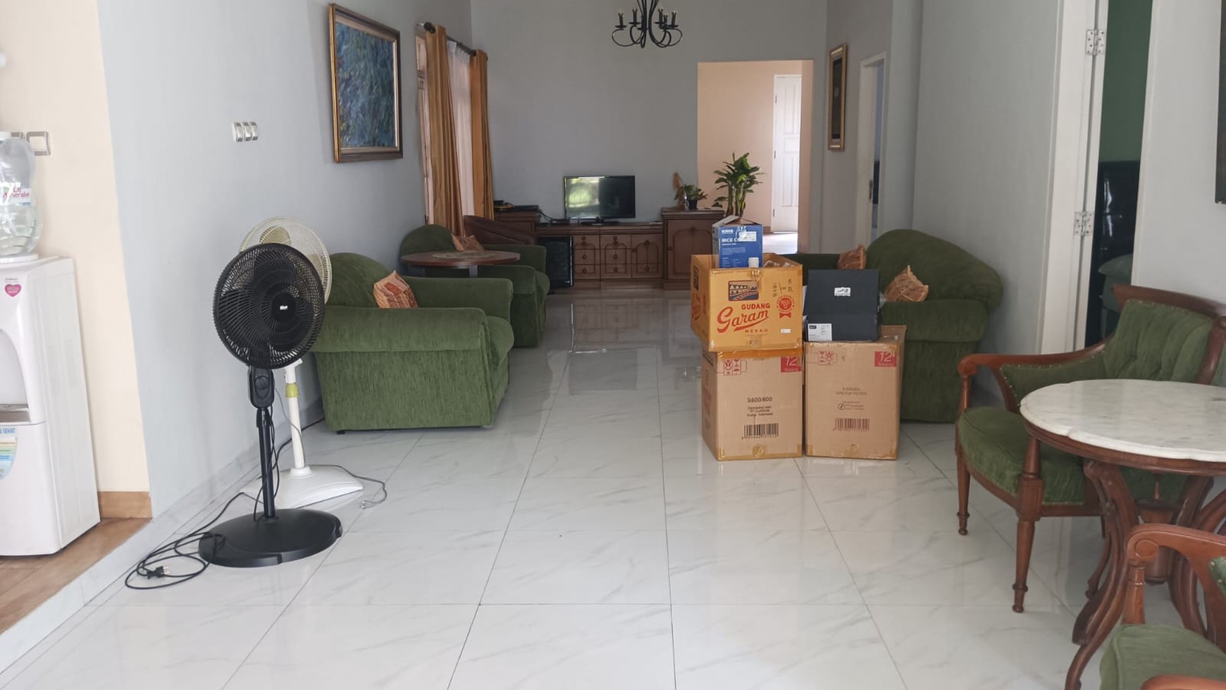 Rumah Cantik dan Terawat Juga Siap Huni di Menteng Dalam