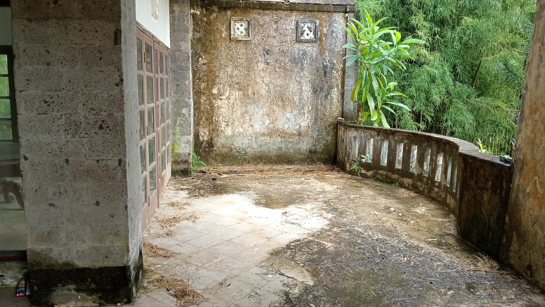 Villa For Sale - Land Value Only, Prime Location in Puri Gading, Jimbaran