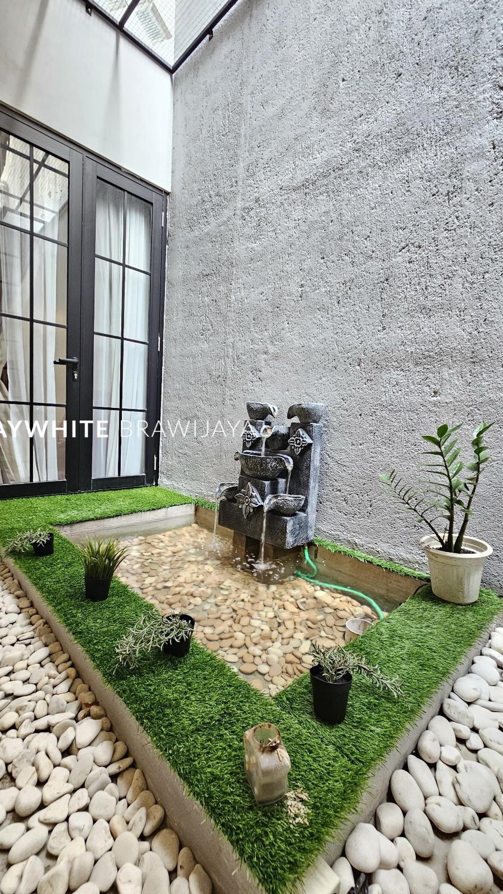 Rumah Siap Huni Lokasi Strategis Area Lebak Bulus