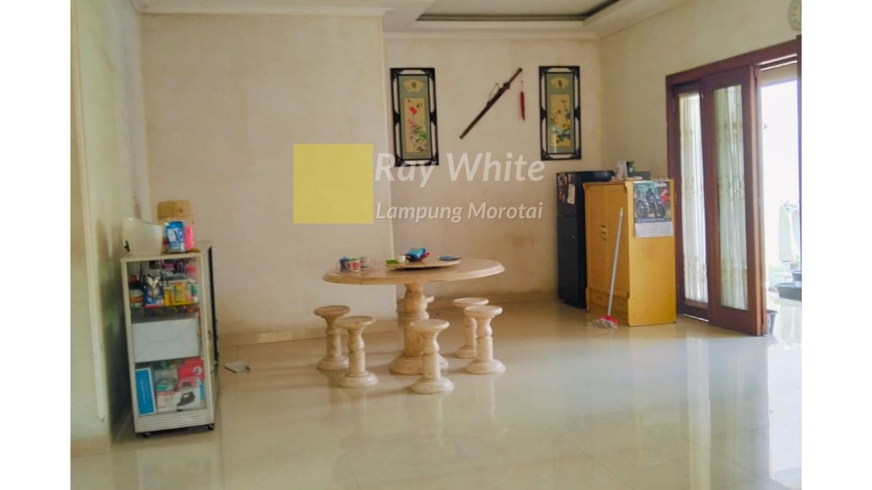 Dijual rumah di kedamaian