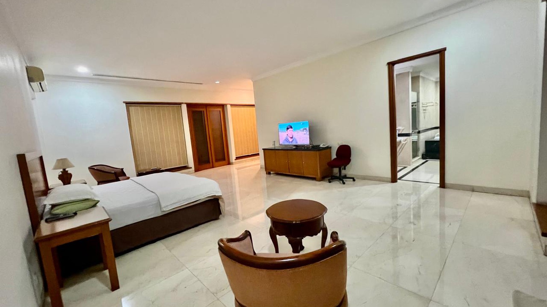 Rumah Kemang Selatan, Komplek Apartemen Kemang Jaya