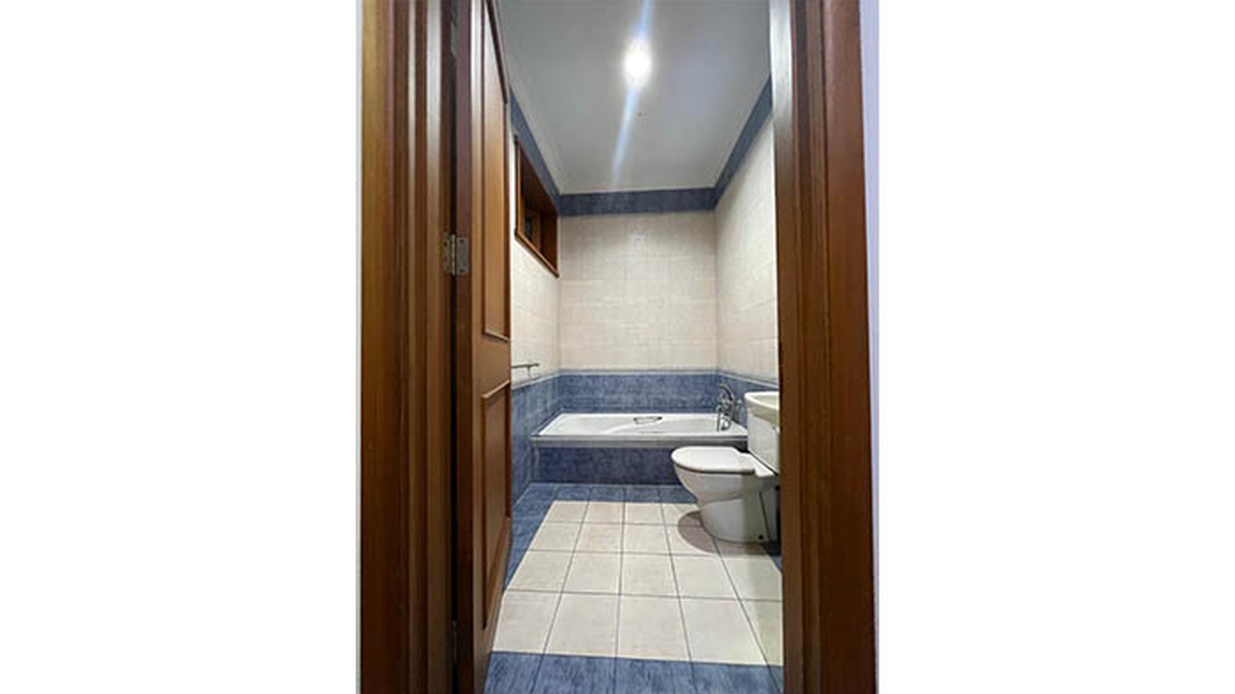 Rumah Kemang Selatan, Komplek Apartemen Kemang Jaya