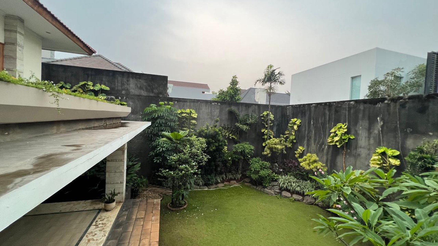 Rumah Kemang Selatan, Komplek Apartemen Kemang Jaya