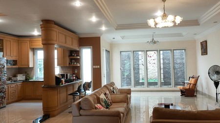 Rumah mewah di Cluster Sapphire, Pondok Hijau Golf Gading Serpong