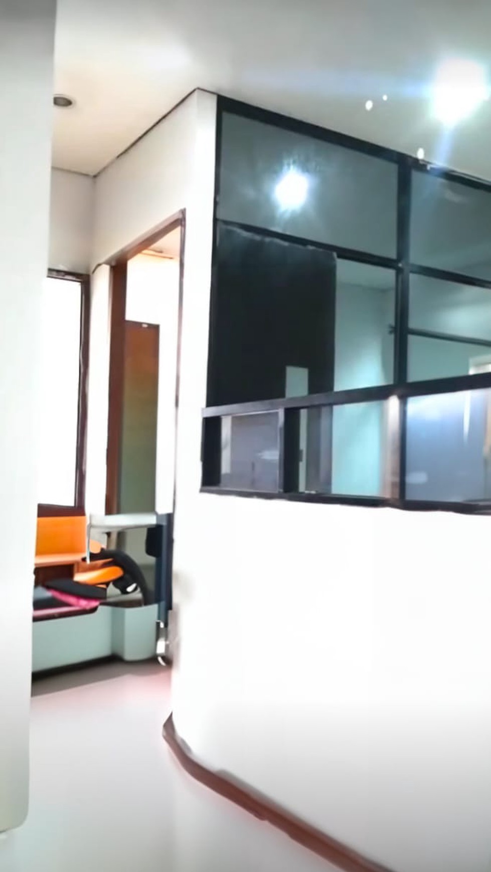Ruko Siap Pakai dan Lokasi Strategis Pinggir Jalan Raya @Jakarta Selatan