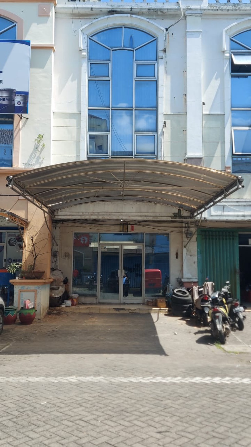 Investasi Terbaik!!! Jual Ruko Strategis di Grand City Regency Rungkut, Surabaya