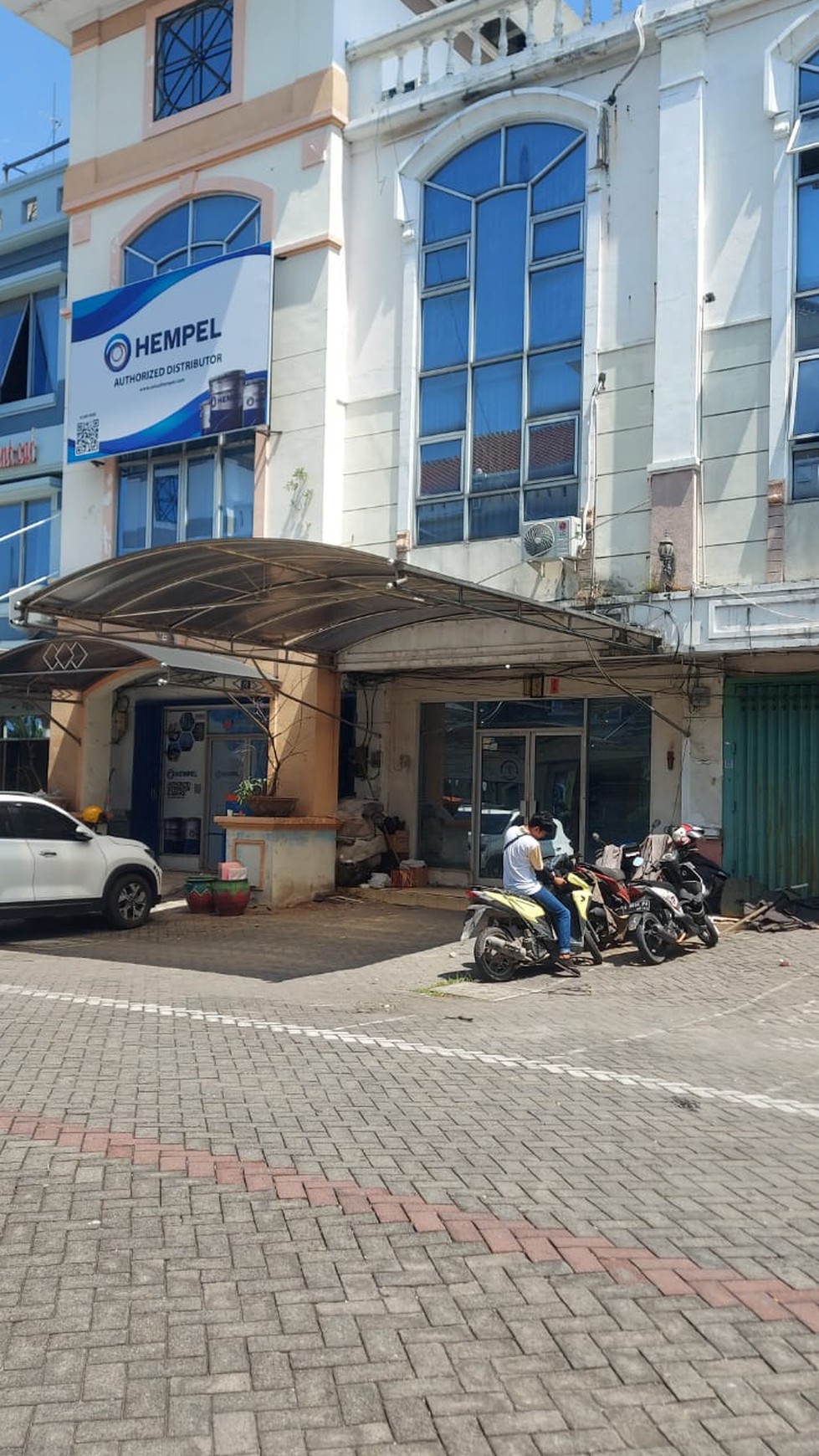 Investasi Terbaik!!! Jual Ruko Strategis di Grand City Regency Rungkut, Surabaya