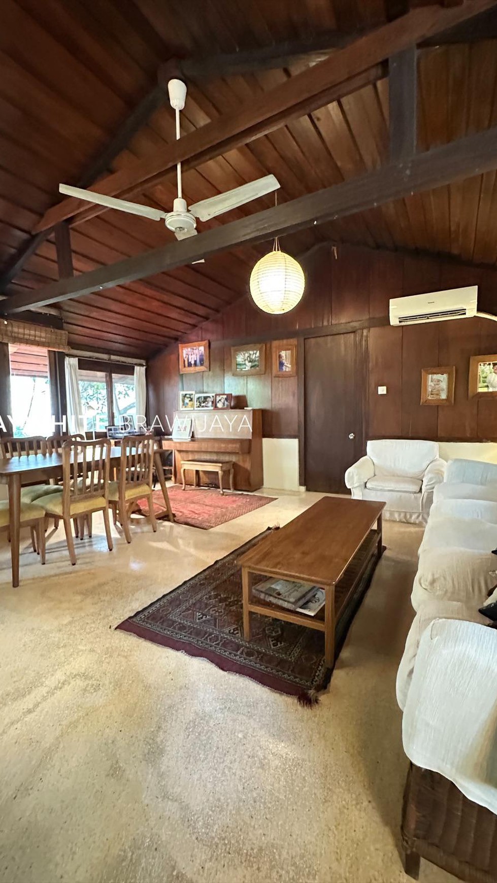 Rumah Tropical Design Dalam Kompleks Fatmawati Cilandak