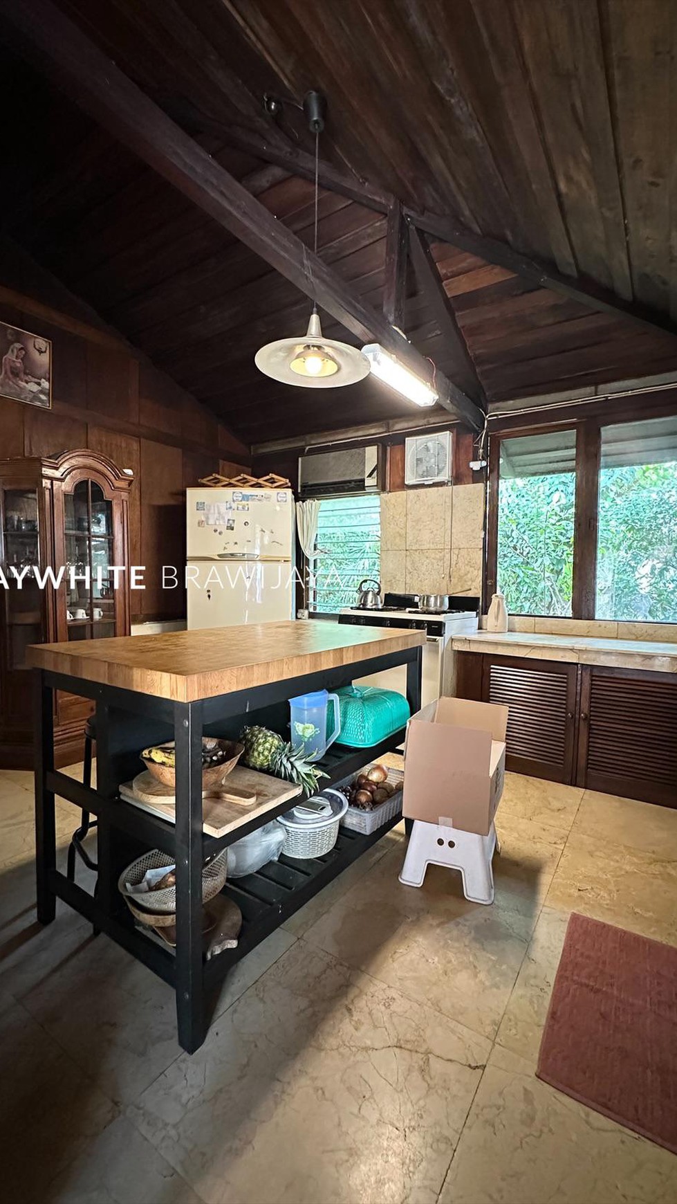Rumah Tropical Design Dalam Kompleks Fatmawati Cilandak