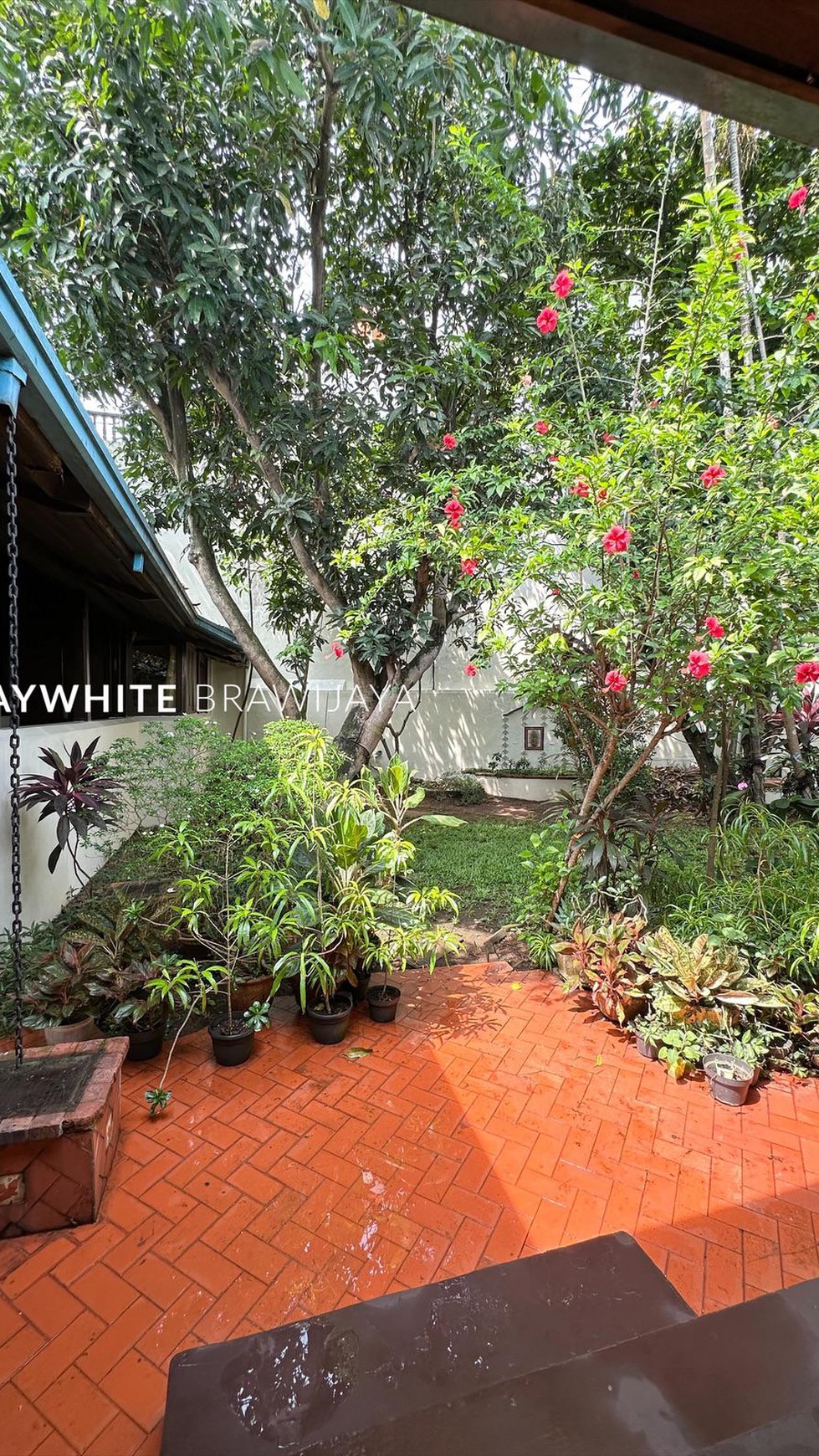 Rumah Tropical Design Dalam Kompleks Fatmawati Cilandak