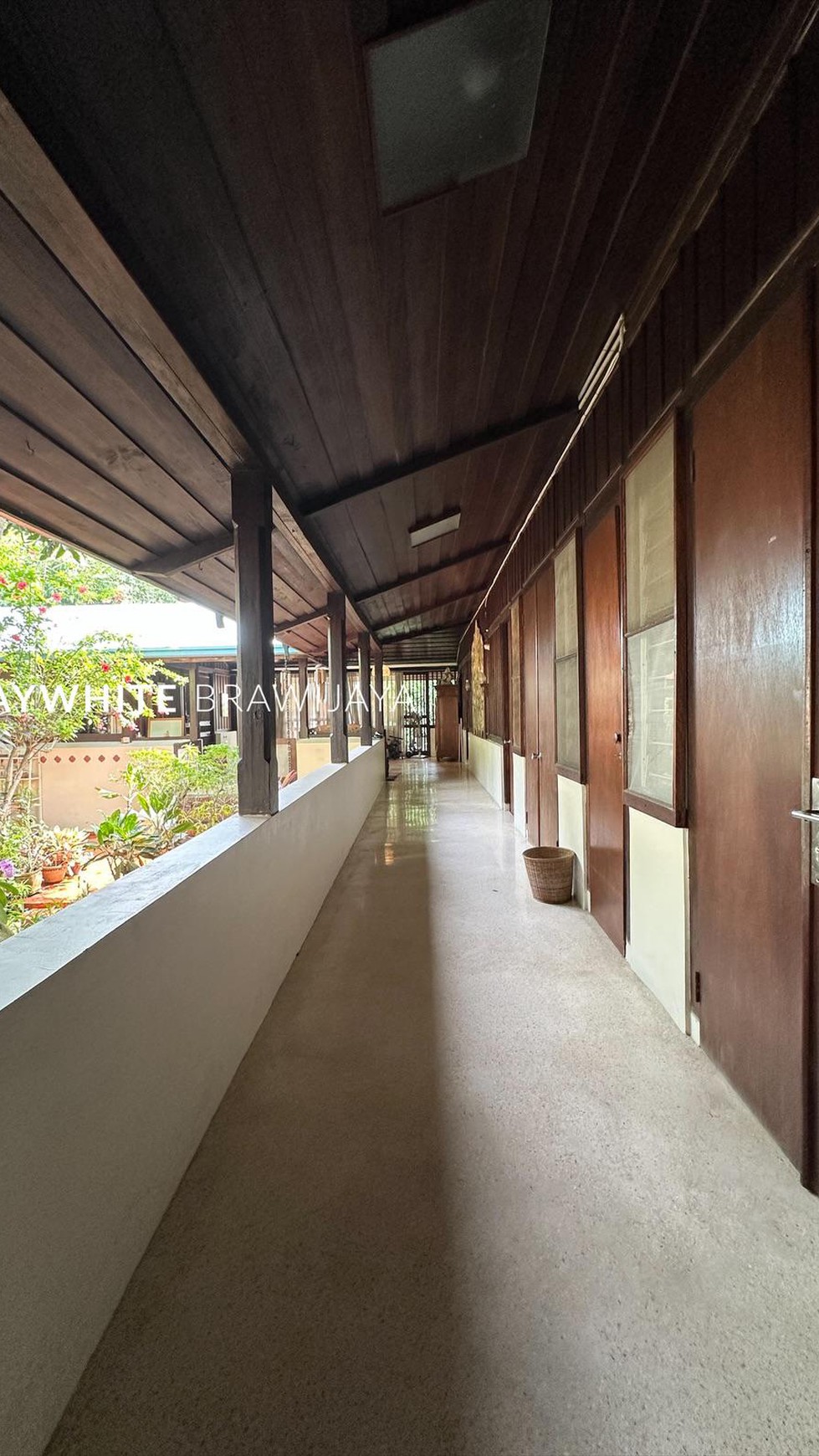 Rumah Tropical Design Dalam Kompleks Fatmawati Cilandak