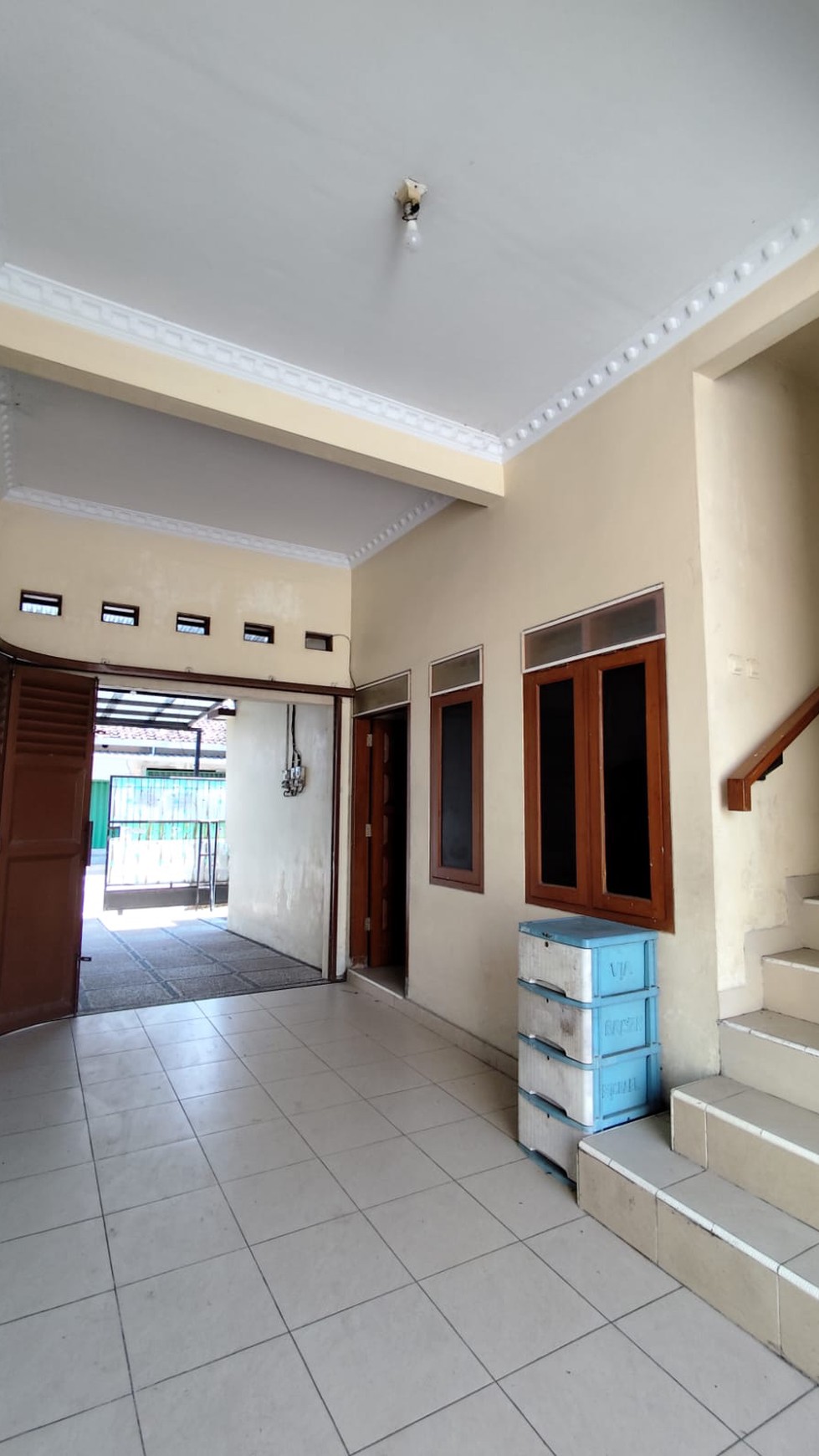 Rumah Tinggal 8 Kamar Tidur Lokasi Dekat Kampus INSTIPER Maguwoharjo Depok Sleman