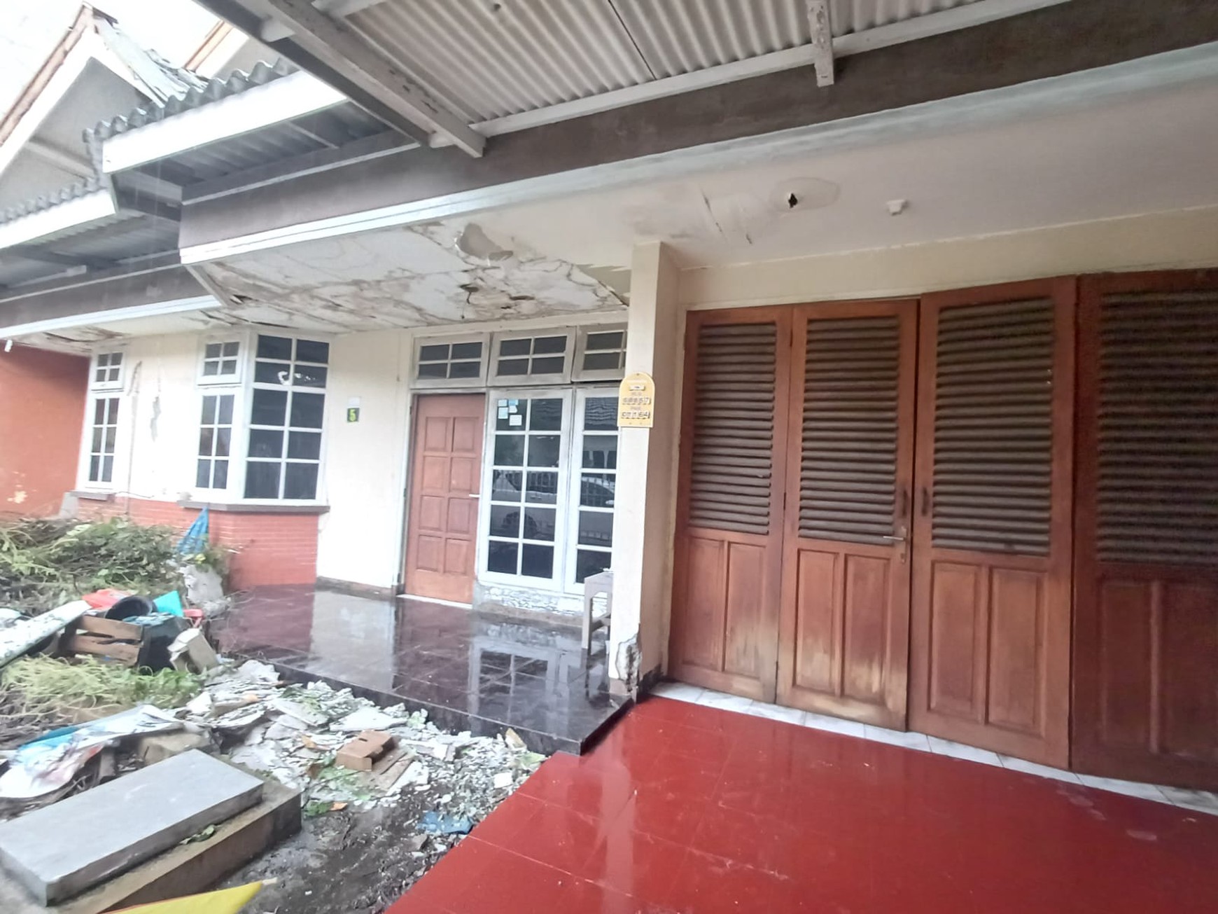 DIJUAL RUMAH NIRWANA EXEKUTIF (SURABAYA)