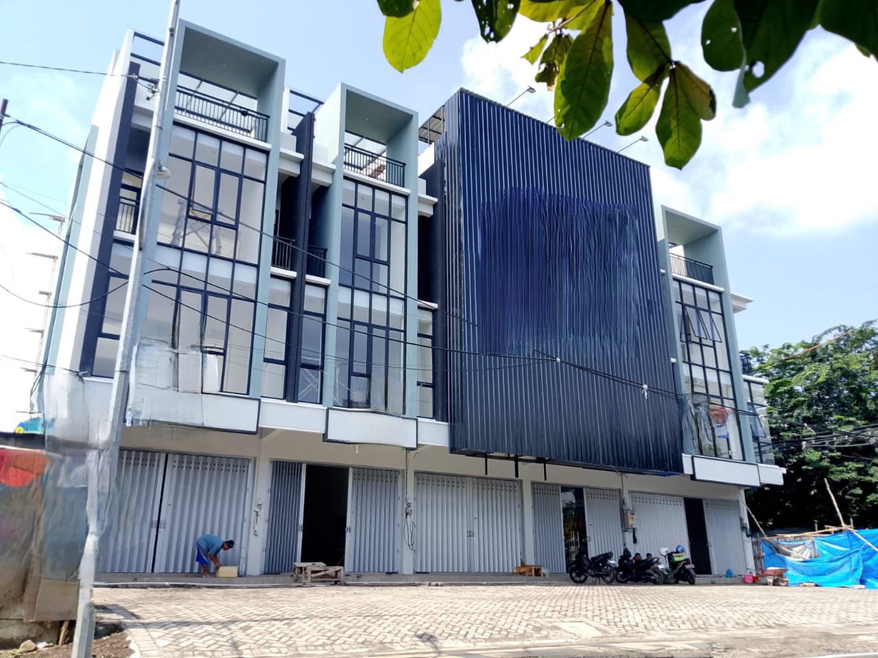 RUKO BARU NOL JALAN RAYA WIYUNG SUARABAYA BARAT