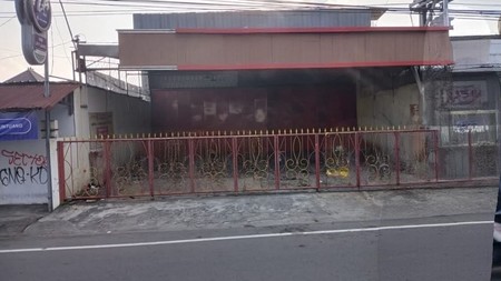 Ruang Usaha Lokasi Strategis Berada Di Jalan Magelang Km 5,5 Sinduadi Mlati Sleman