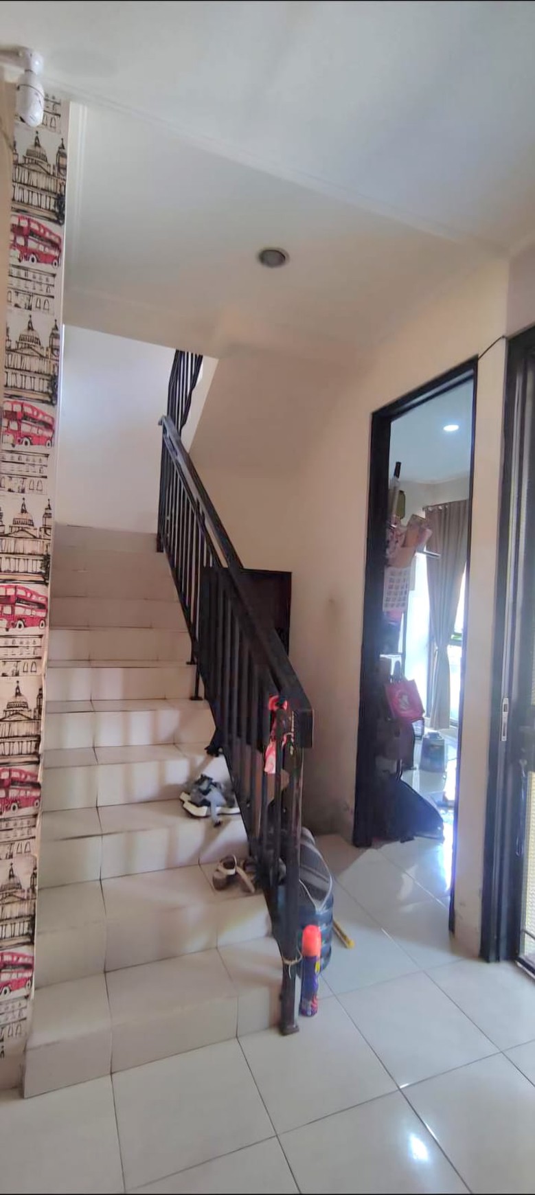 Rumah Siap Huni dengan Hunian Nyaman dan Asri di Ciputat