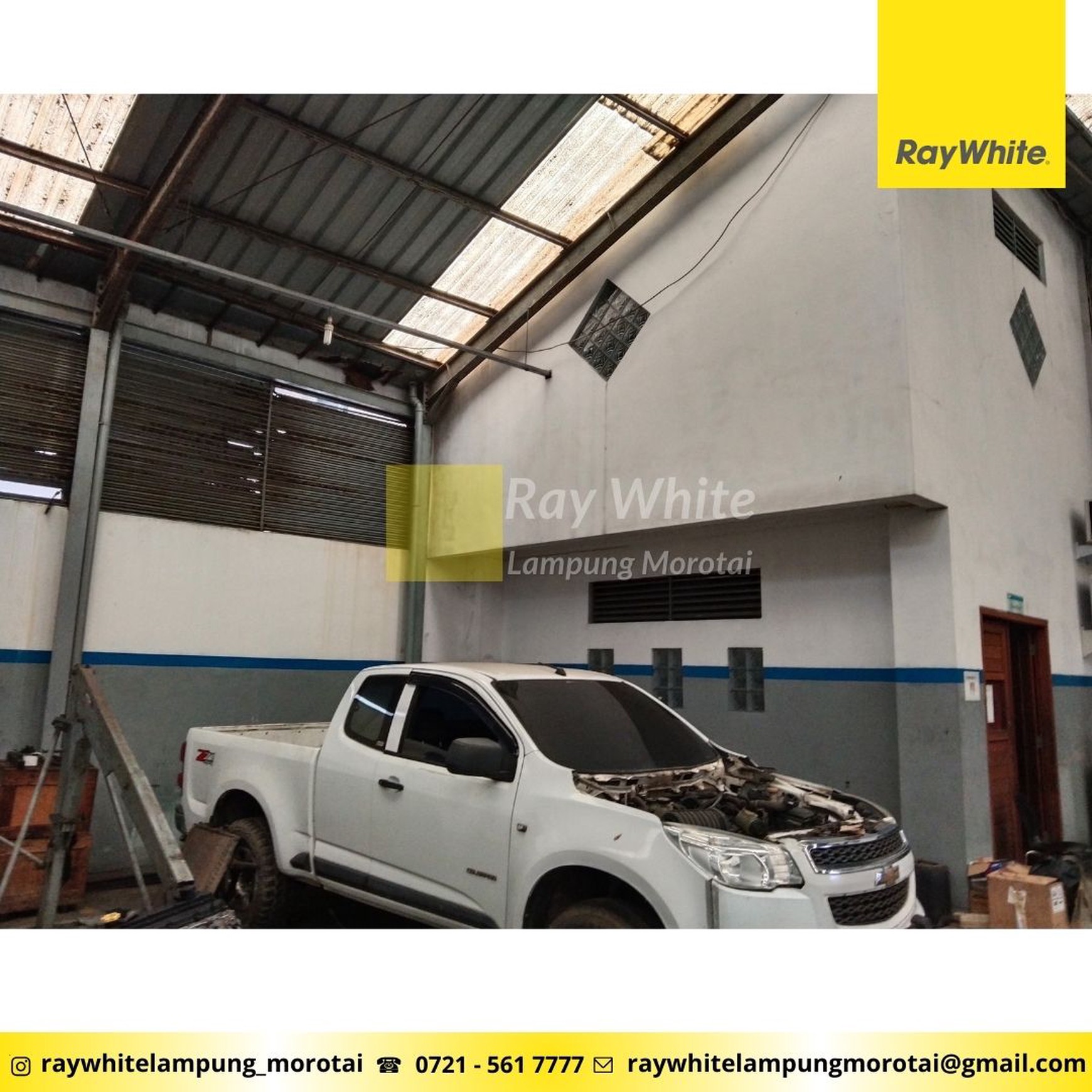 Dijual Showroom di Jalan Utama Tanjung Karang Pusat