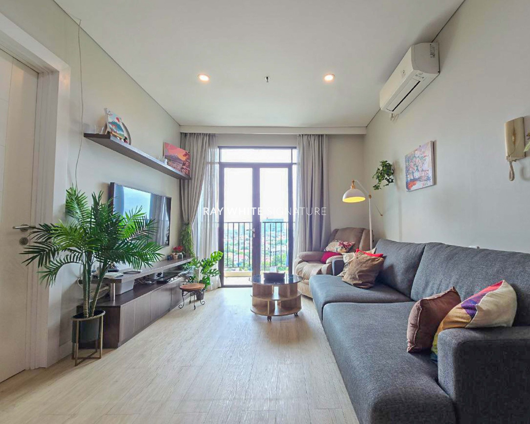 Jual Apartemen Hamptons Park 2 Br Full Furnished