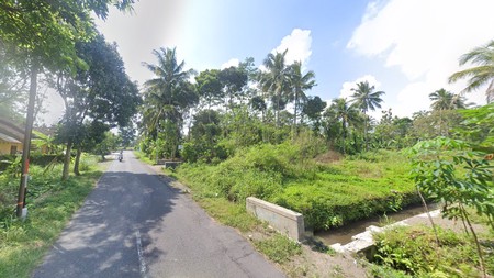 Tanah Luas 404 Meter Persegi Lokasi 2 Km Dari Kampus UII