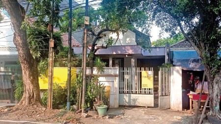 Rumah Dijual di Petojo