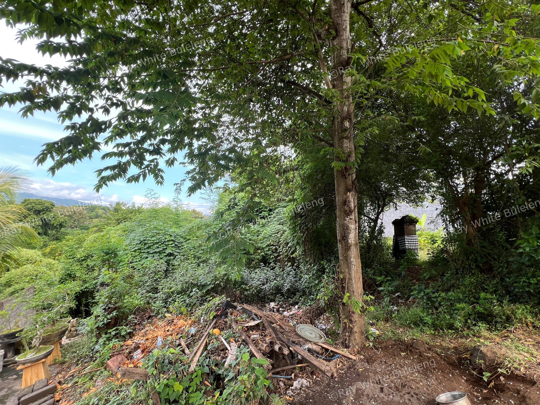 Strategic Land with Paved Access and Ready to Build Infrastructure