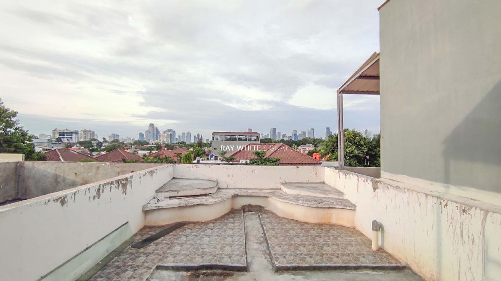 For Leased Ruko affordable di lingkungan kawasan Elite Kemang