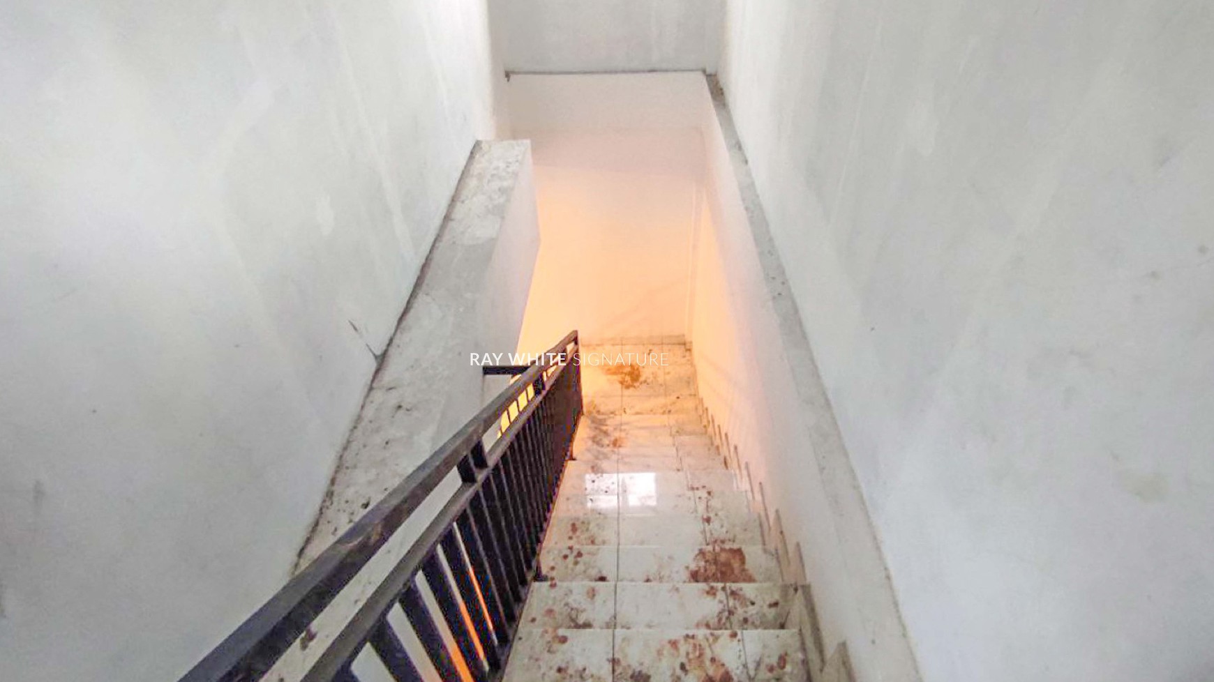 For Leased Ruko affordable di lingkungan kawasan Elite Kemang