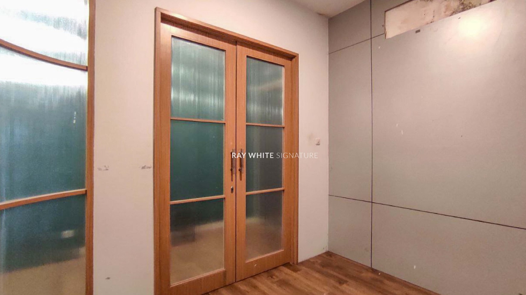 For Leased Ruko affordable di lingkungan kawasan Elite Kemang
