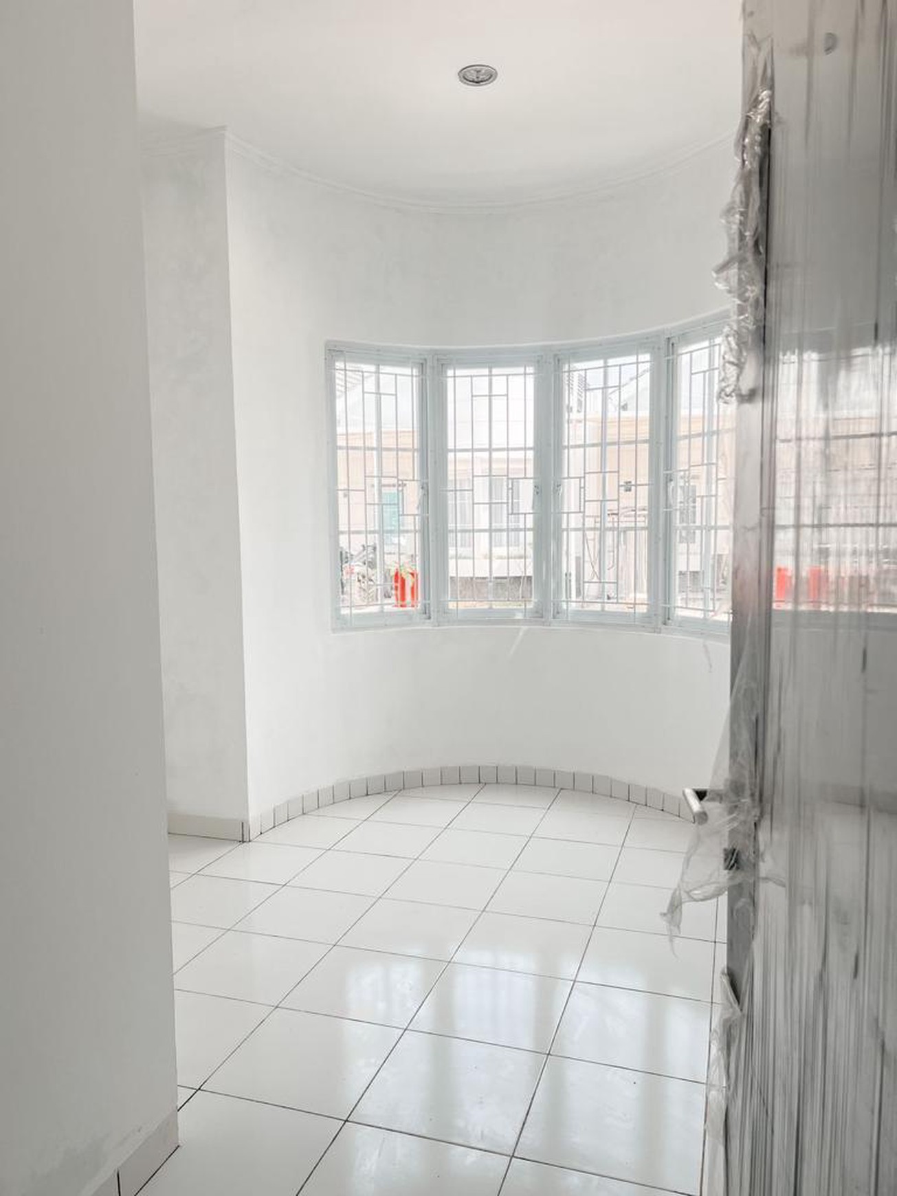 Murah! Rumah Cantik di Bentang Artha Residence, Buah Batu