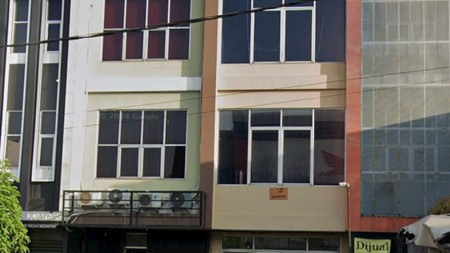 Ruko rame di daerah Srengseng untuk dijual dan disewakan dengan harga menarik