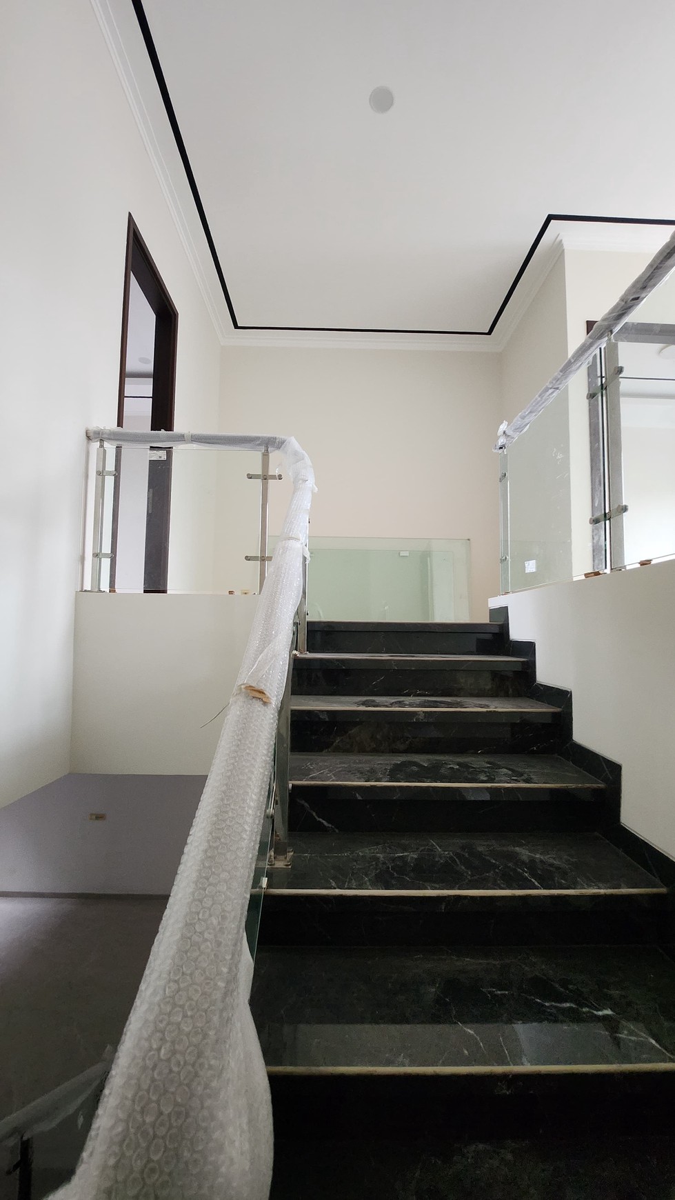 6 M-an Rumah Baru Citraland Emerald Mansion - Royal Park Dekat Gwalk, Sekolah Ciputra, Pakuwon.indah, Graha Family