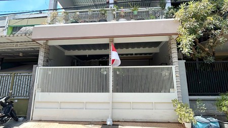 Rumah Bagus Dan Siap Huni Ploso Timur Tambaksari Surabaya