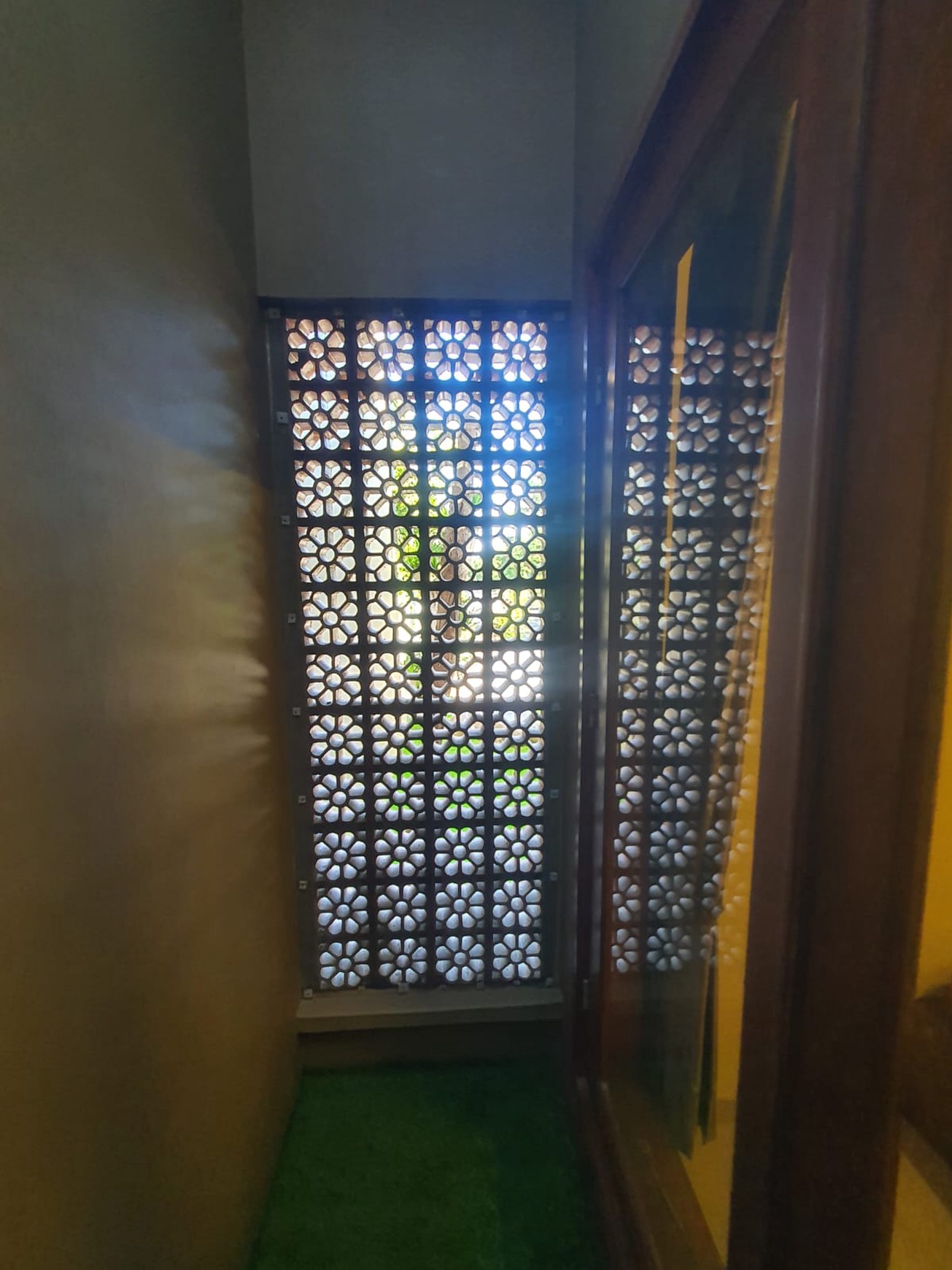 Rumah Cluster Luxemburg Wisata Bukit Mas, Surabaya