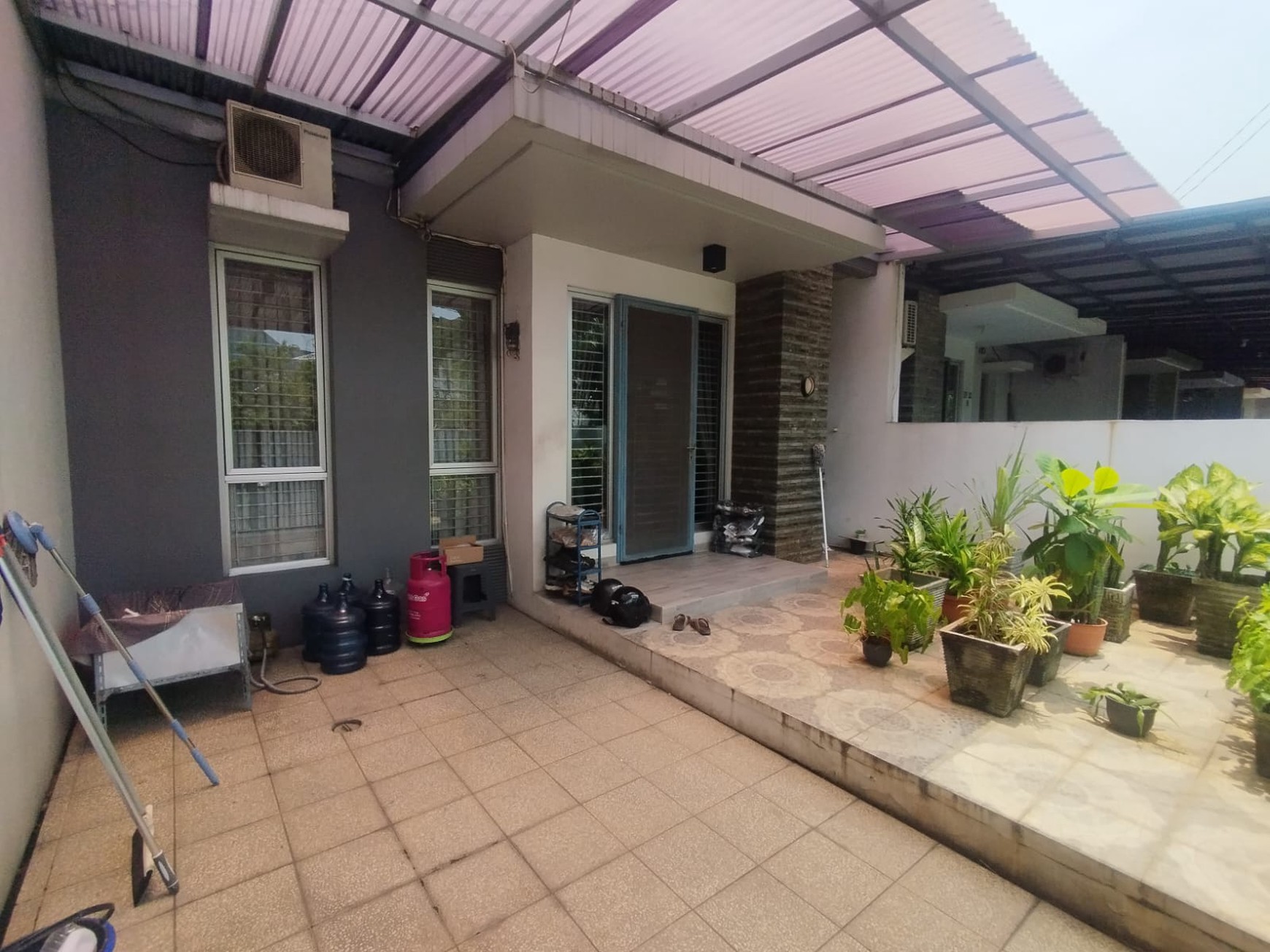 Dijual Rumah Di Cluster Ifolia Harapan Indah, Bekasi