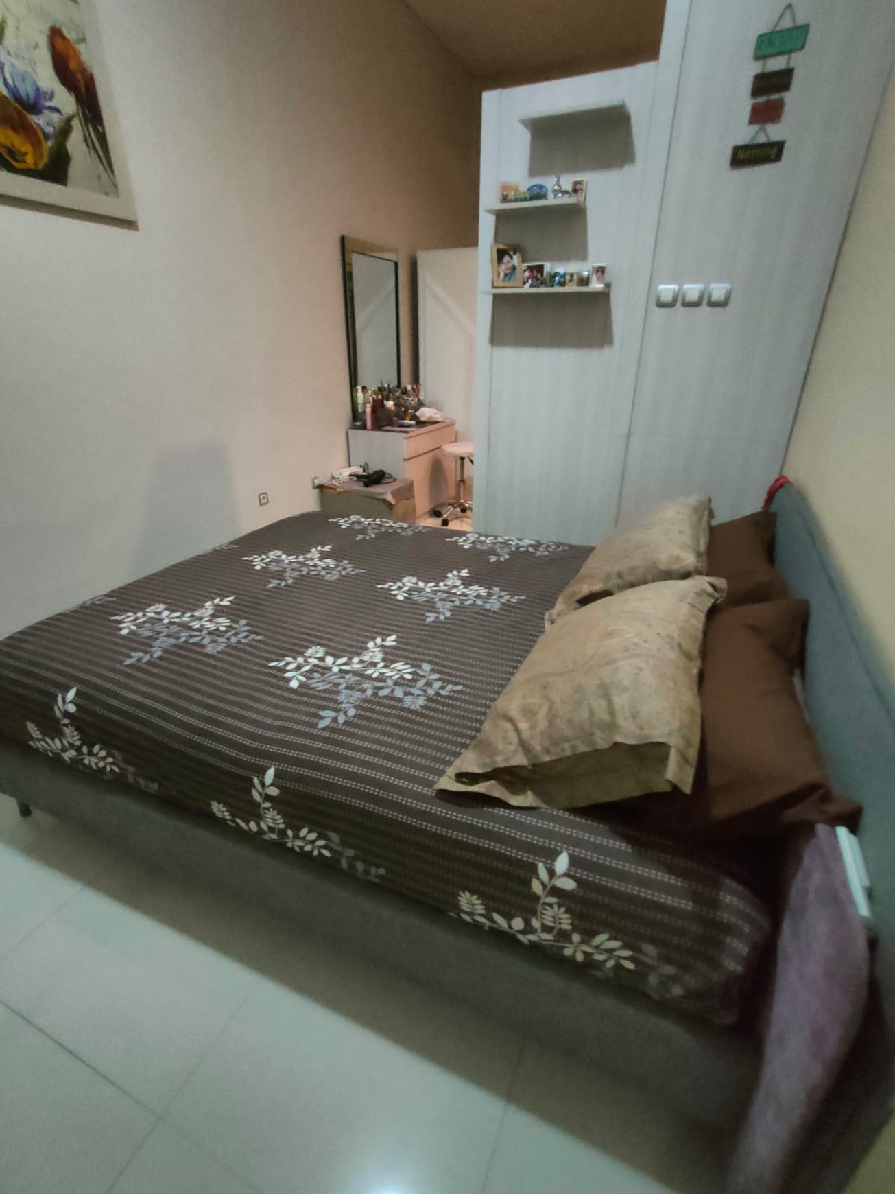 Dijual Rumah Di Cluster Ifolia Harapan Indah, Bekasi