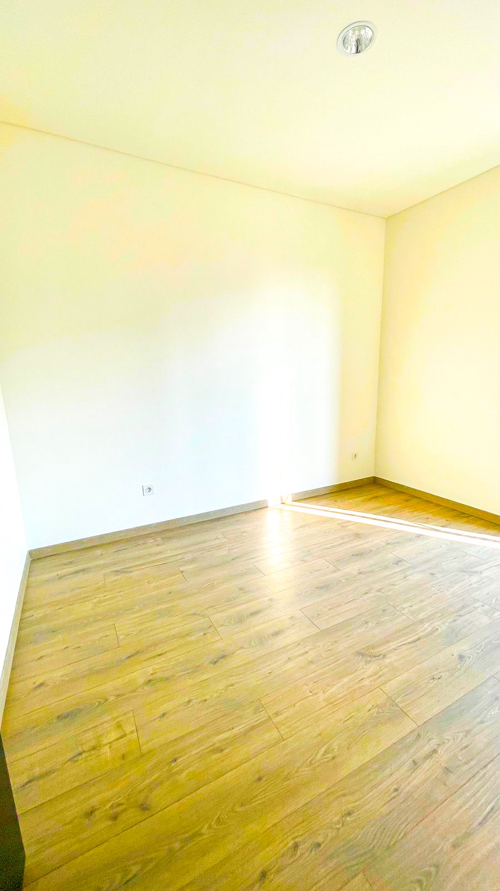 Rumah Maison De Wisteria, Cluster Baldwin, Metland Cakung, Siap Huni, Lokasi Strategis, Dekat Kelapa Gading