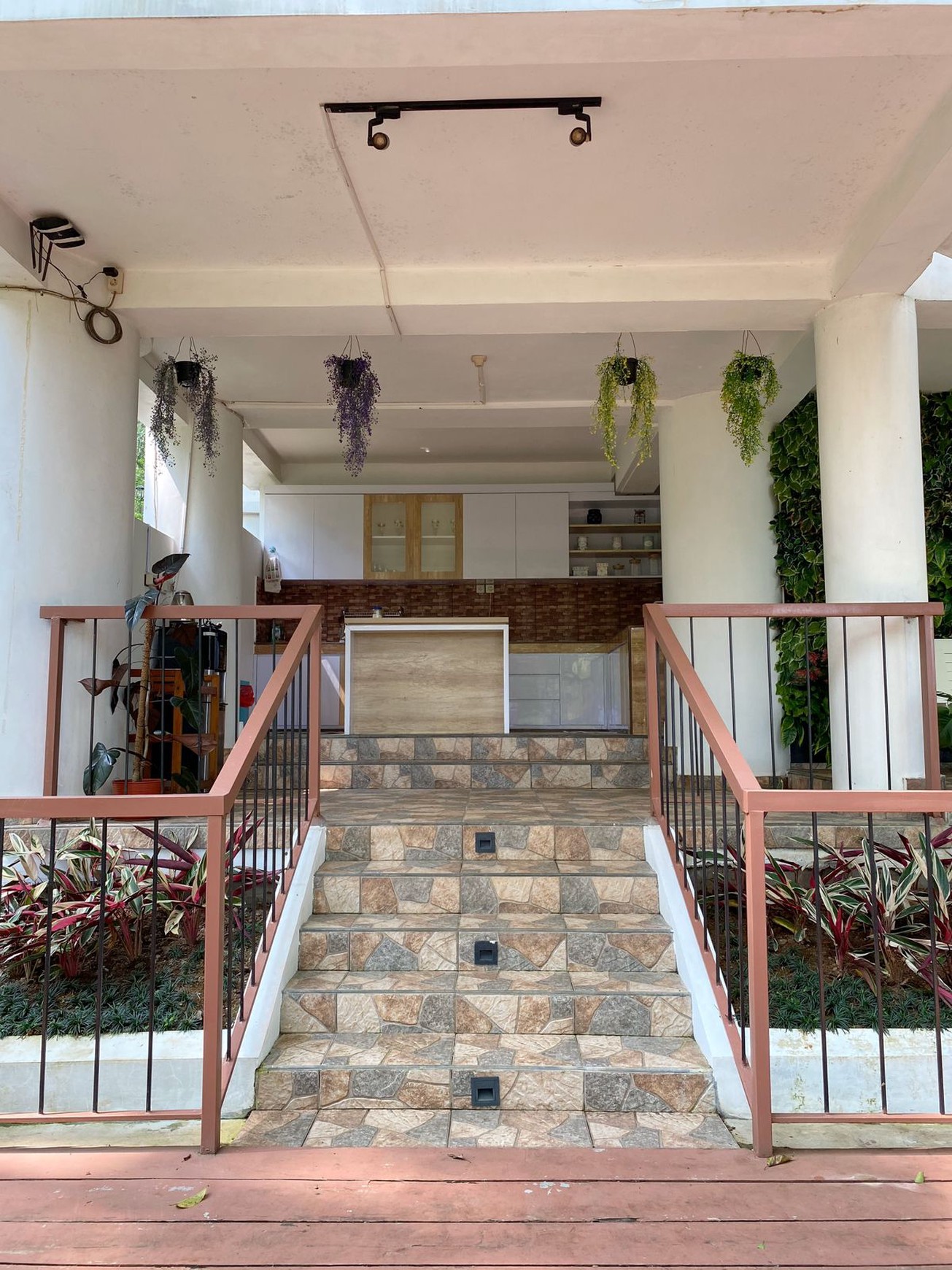 Villa Eksklusif Di Puncak - Mega Indah, Mega Mendung.