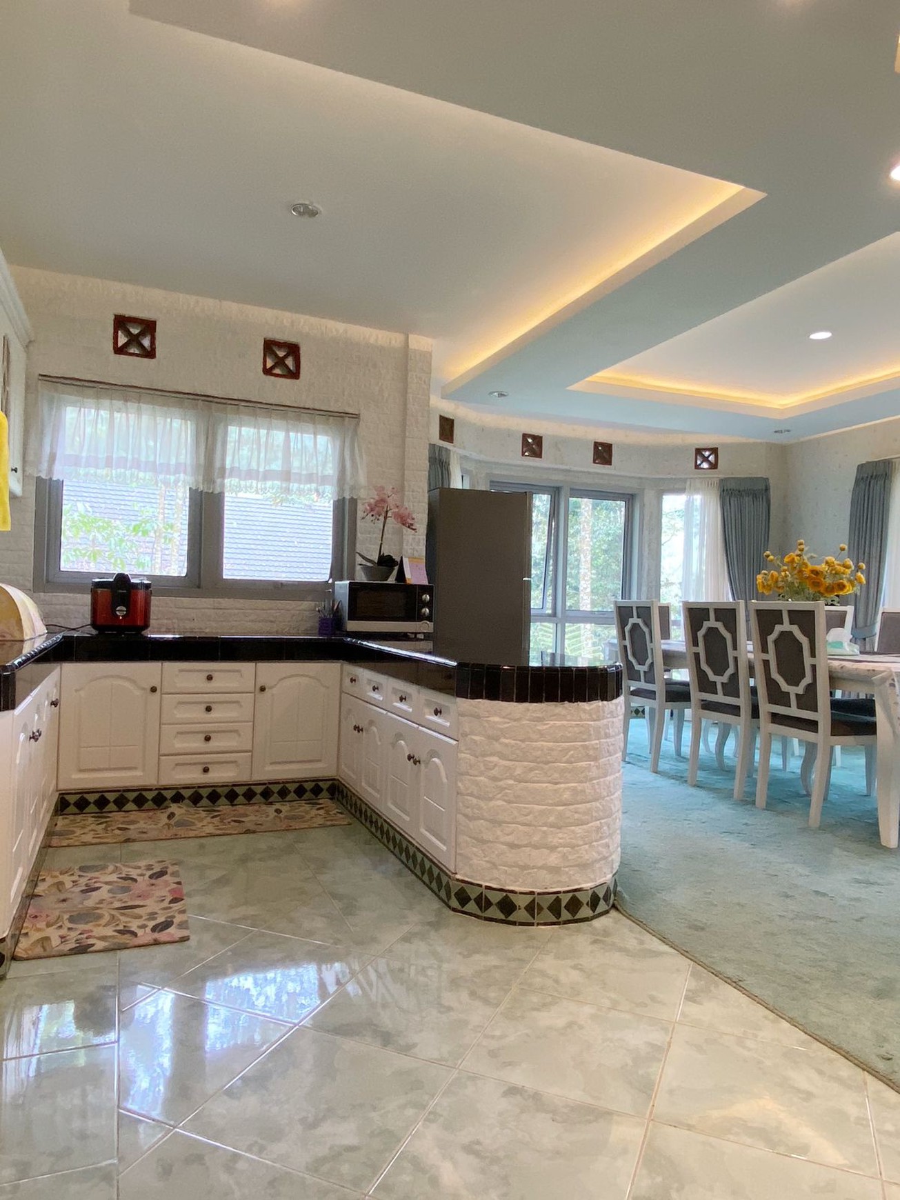 Villa Eksklusif Di Puncak - Mega Indah, Mega Mendung.