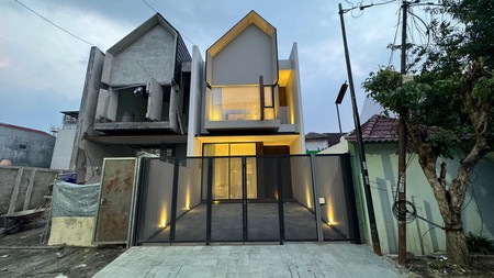 Rumah Baru Gress 2M-an di Surabaya Timur Mojoklanggru