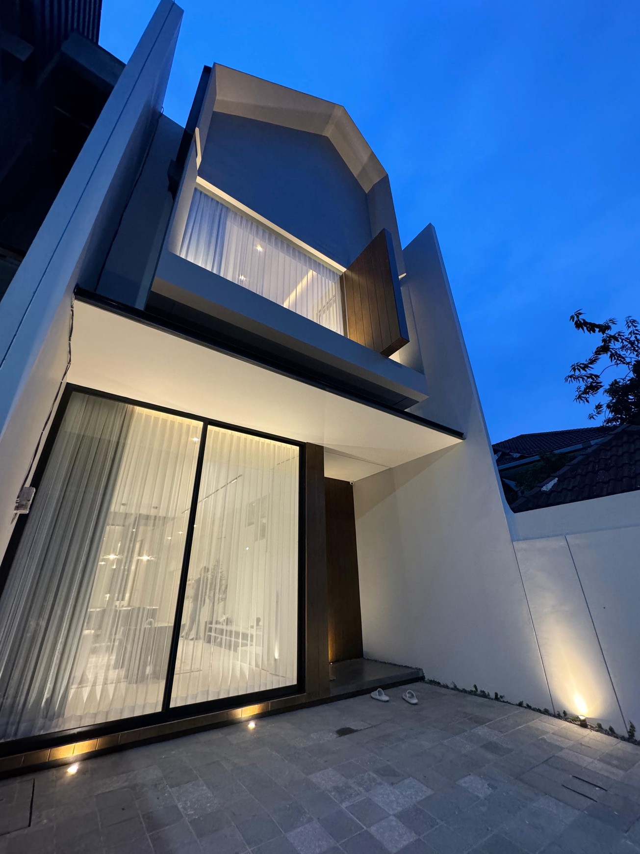 Rumah Baru Gress 2M-an di Surabaya Timur Mojoklanggru