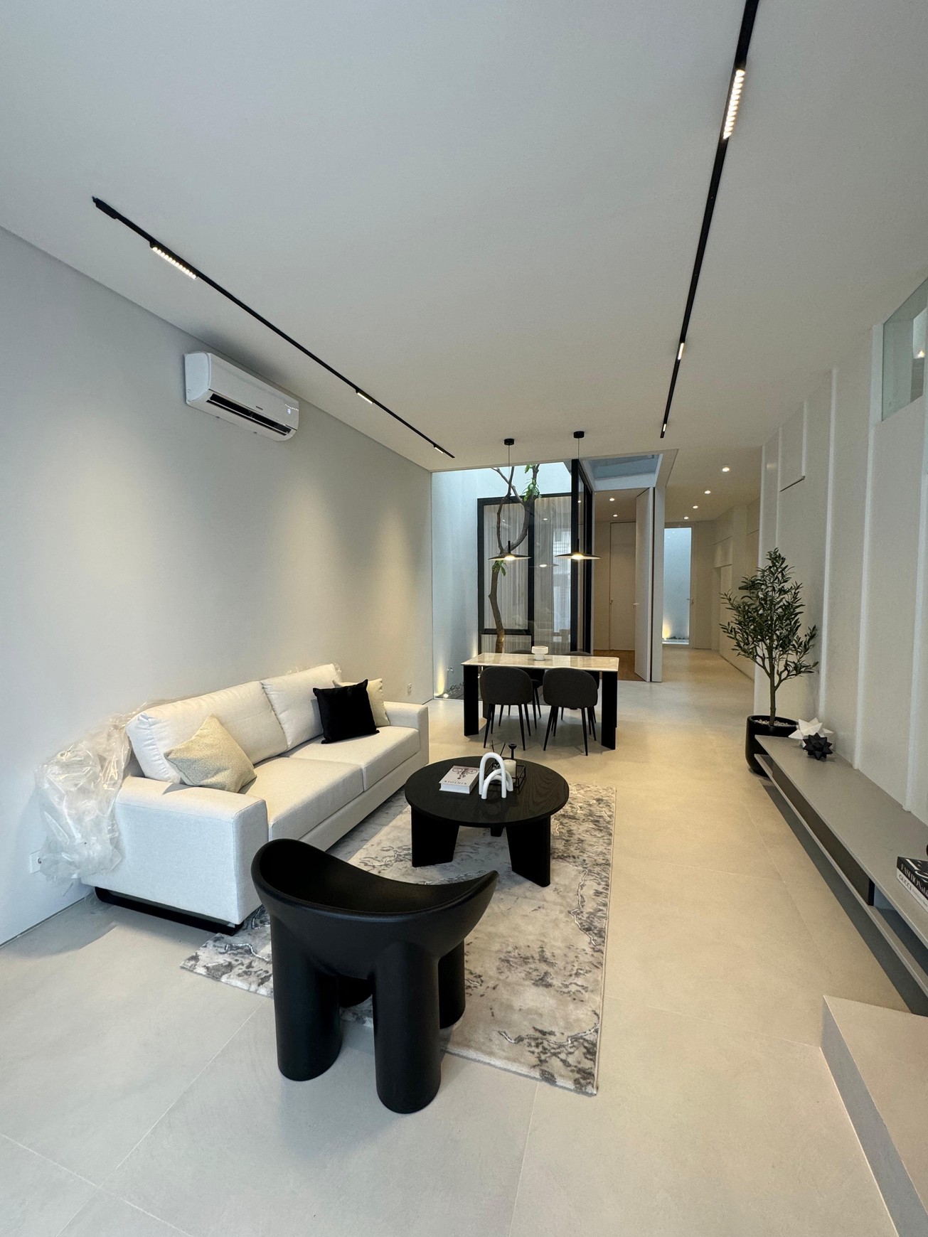 Rumah Baru Gress 2M-an di Surabaya Timur Mojoklanggru