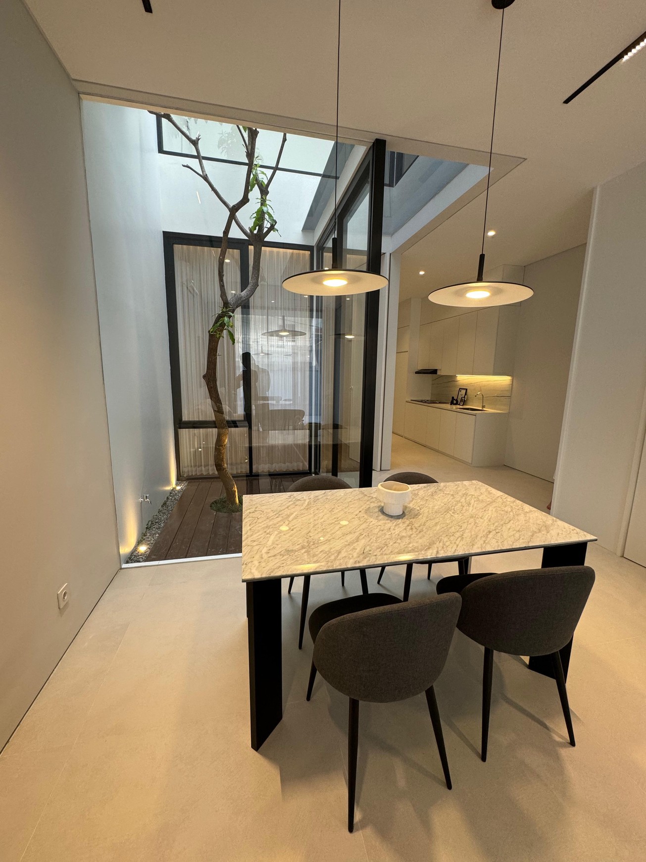 Rumah Baru Gress 2M-an di Surabaya Timur Mojoklanggru